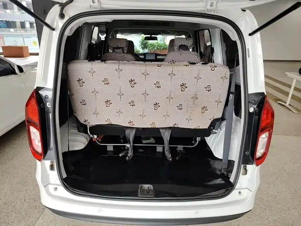 Wuling Hongguang New Energy 2025 Range-Extended Hybrid 50km Comfort Model — миниатюра 19