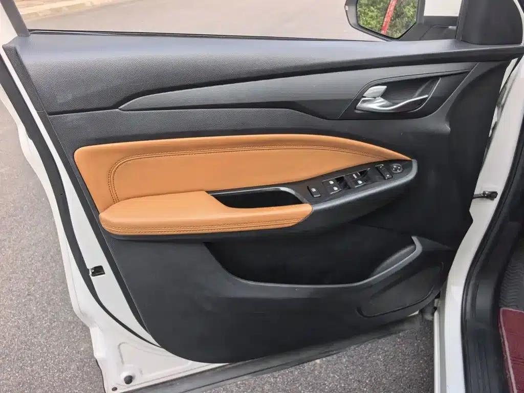 Wuling Hongguang S3 2018 1.5T Manual Deluxe Edition (National V Emission Standard) — миниатюра 18