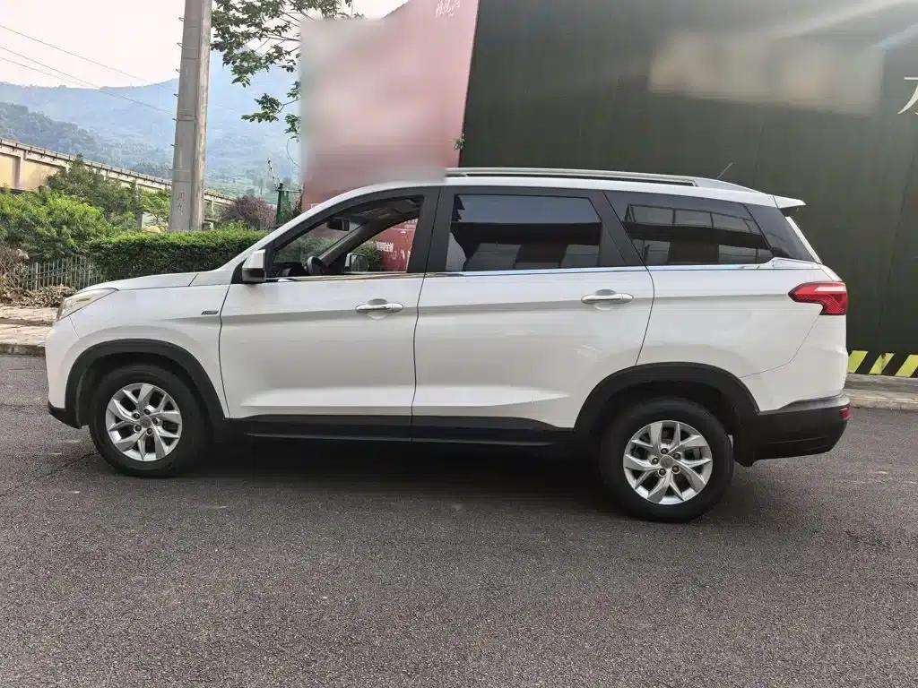 Wuling Hongguang S3 2018 1.5T Manual Deluxe Edition (National V Emission Standard) — миниатюра 23