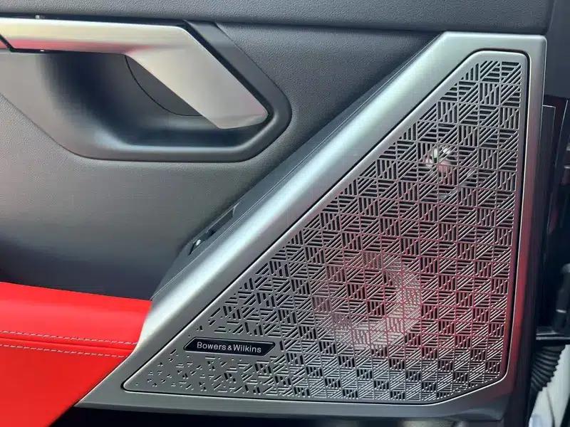 BMW M5 PHEV 2025 Model M5 — миниатюра 3