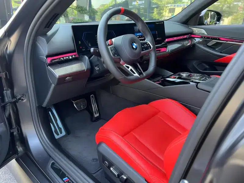BMW M5 PHEV 2025 Model M5 — миниатюра 7