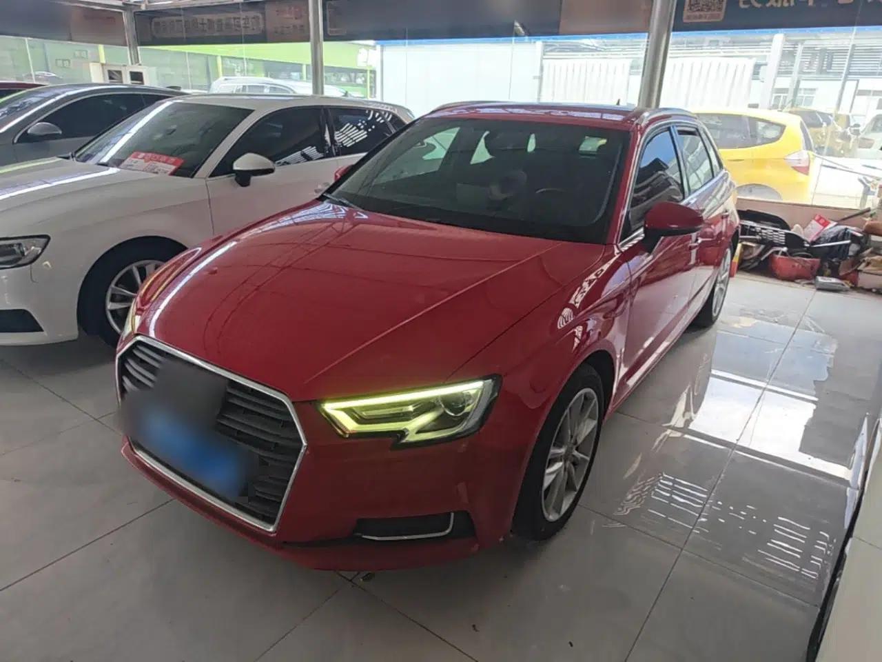 Audi A3 2018 30th Anniversary Edition Sportback 35 TFSI Ambition Model — миниатюра 1
