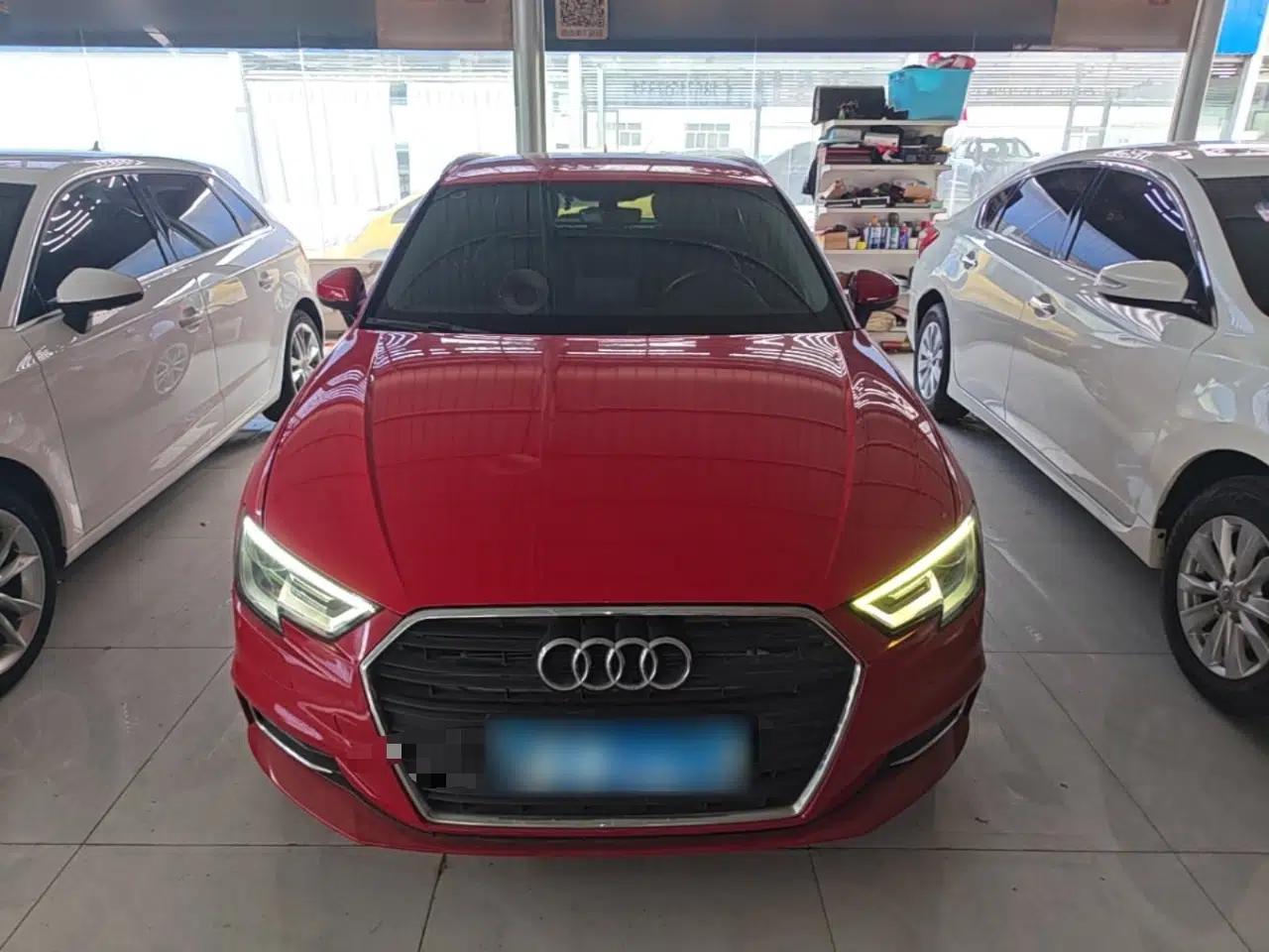 Audi A3 2018 30th Anniversary Edition Sportback 35 TFSI Ambition Model — миниатюра 2