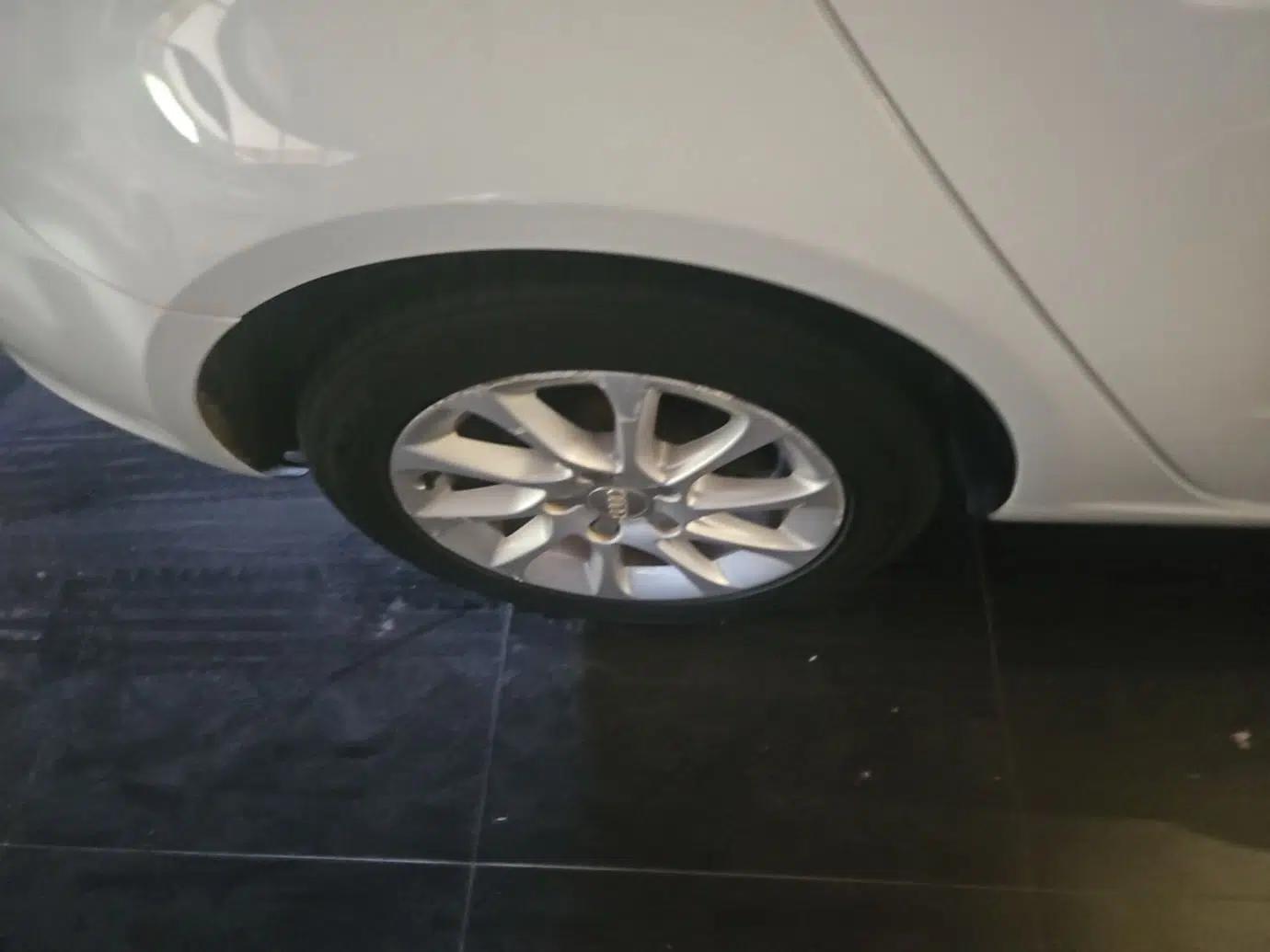 Audi A3 2014 Sportback 35 TFSI Automatic Style Edition — миниатюра 11