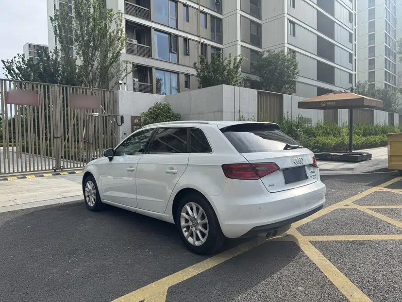 Audi A3 2014 Sportback 35 TFSI Automatic Style Edition — миниатюра 15
