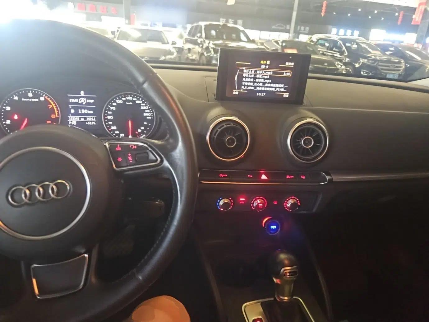 Audi A3 2014 Sportback 35 TFSI Automatic Style Edition — миниатюра 17