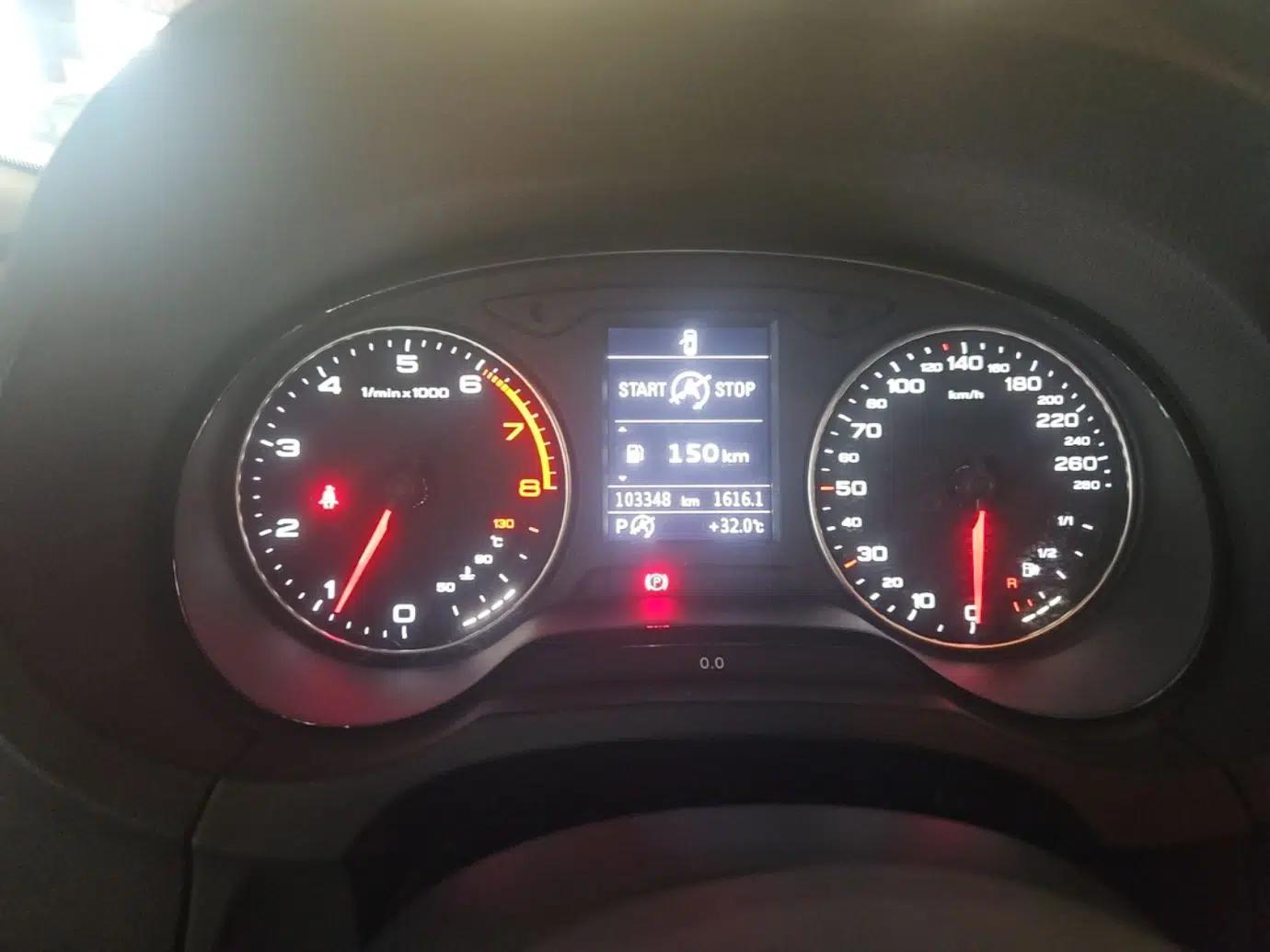Audi A3 2014 Sportback 35 TFSI Automatic Style Edition — миниатюра 19