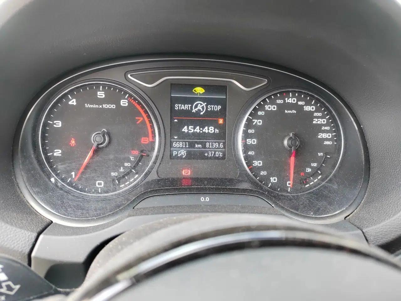 Audi A3 2014 Sportback 40 TFSI S line Comfort Model — миниатюра 8