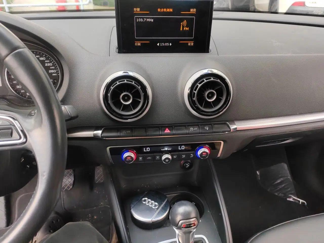 Audi A3 2014 Sportback 40 TFSI S line Comfort Model — миниатюра 10