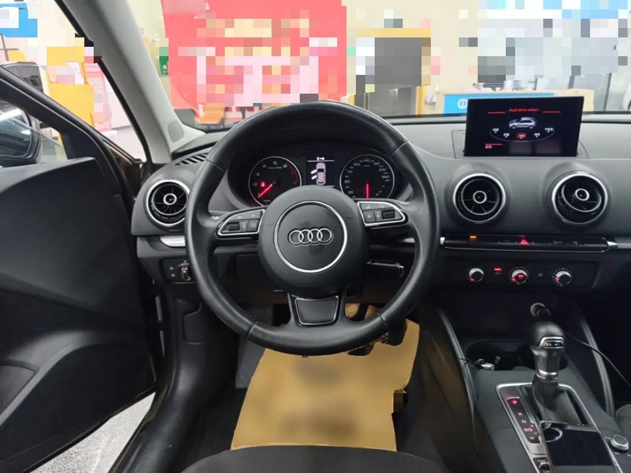 Audi A3 2015 Sportback 35 TFSI Millionth Anniversary Intelligent Leading Model — миниатюра 13