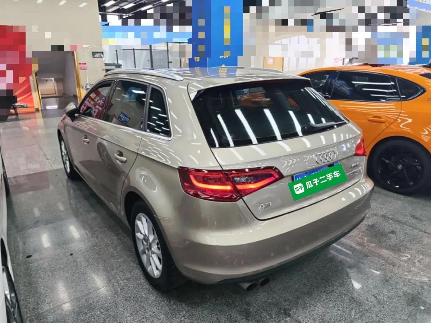 Audi A3 2015 Sportback 35 TFSI Millionth Anniversary Intelligent Leading Model — миниатюра 4