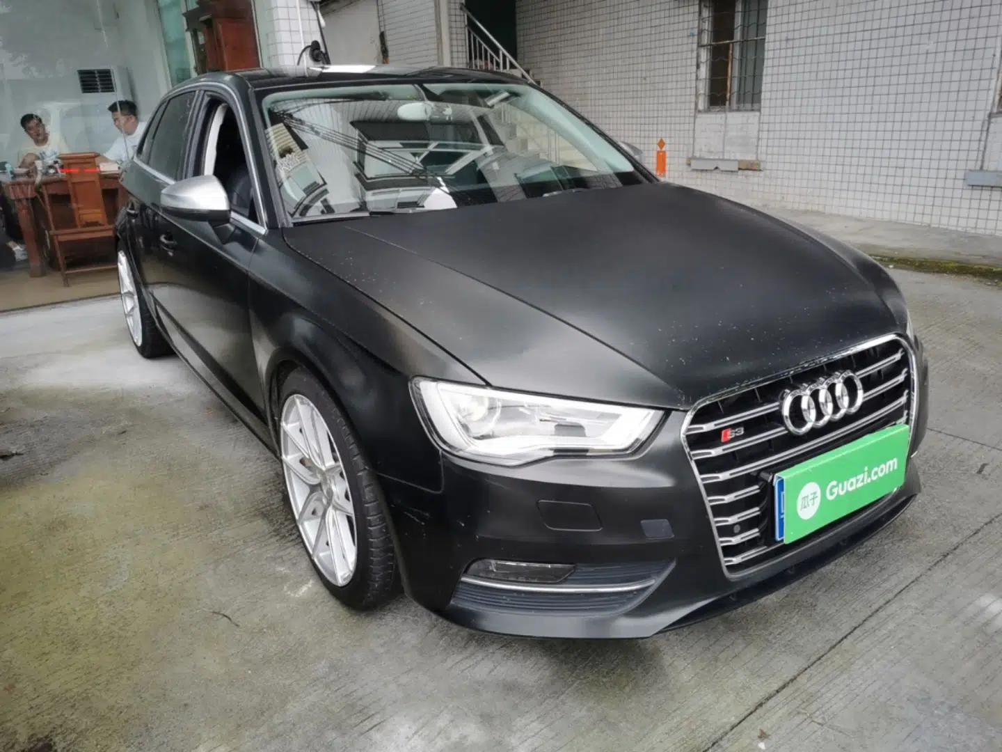 Audi A3 2014 Sportback 35 TFSI Automatic Comfort Model — миниатюра 3
