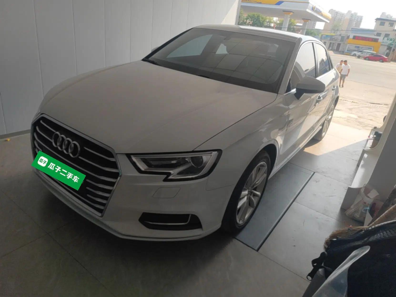 Audi A3 2019 Limousine 35 TFSI Ambition China VI — миниатюра 1