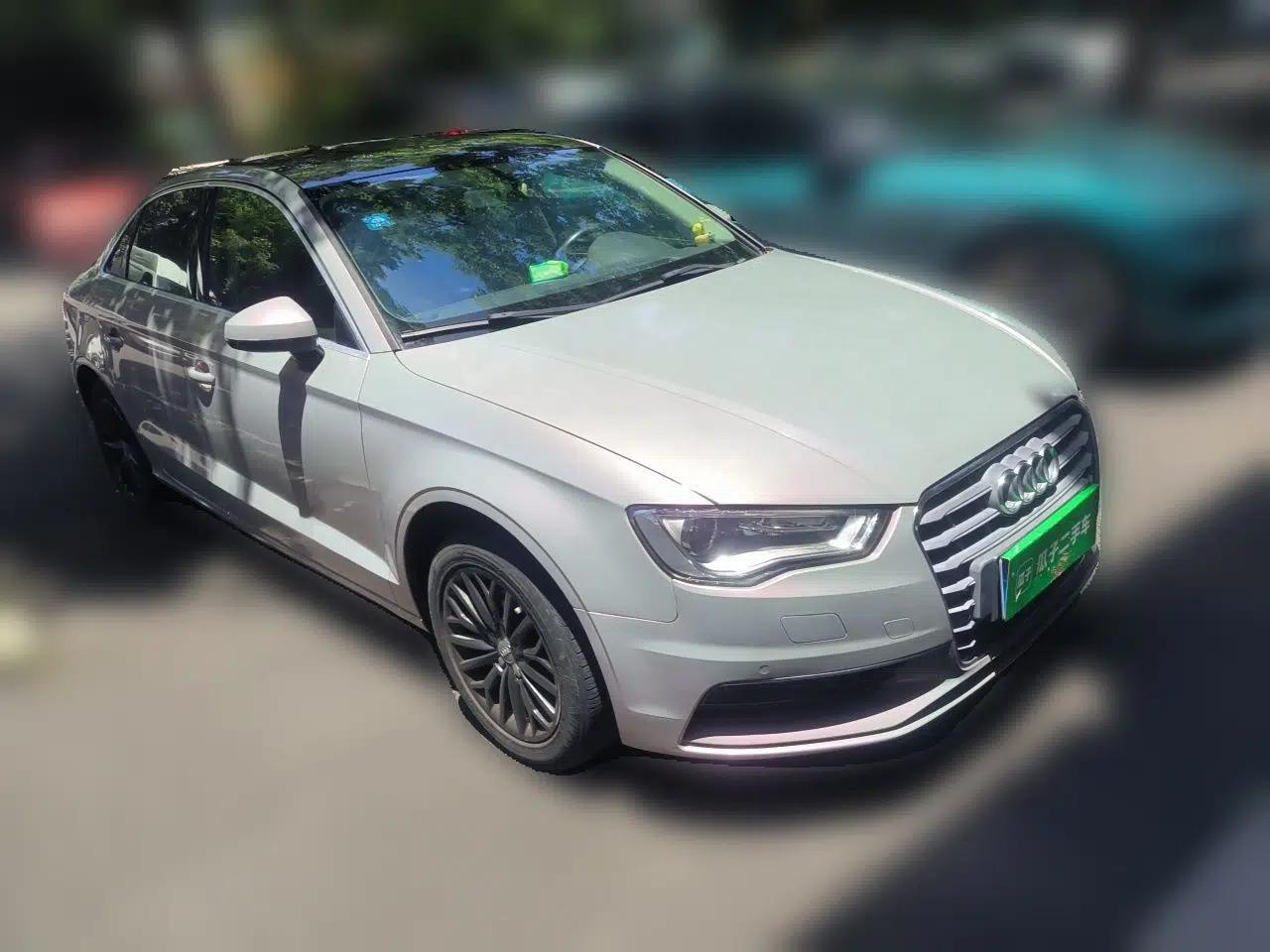 Audi A3 2016 Limousine 35 TFSI Prestige Edition — миниатюра 3