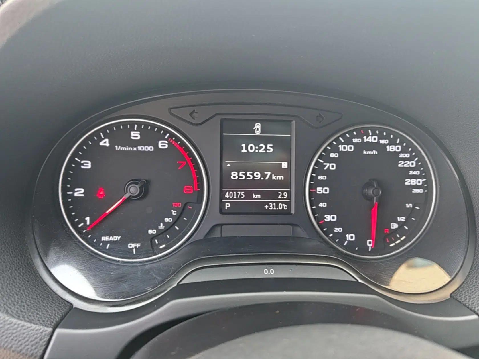 Audi A3 2016 Sportback 35 TFSI Ambition — миниатюра 14