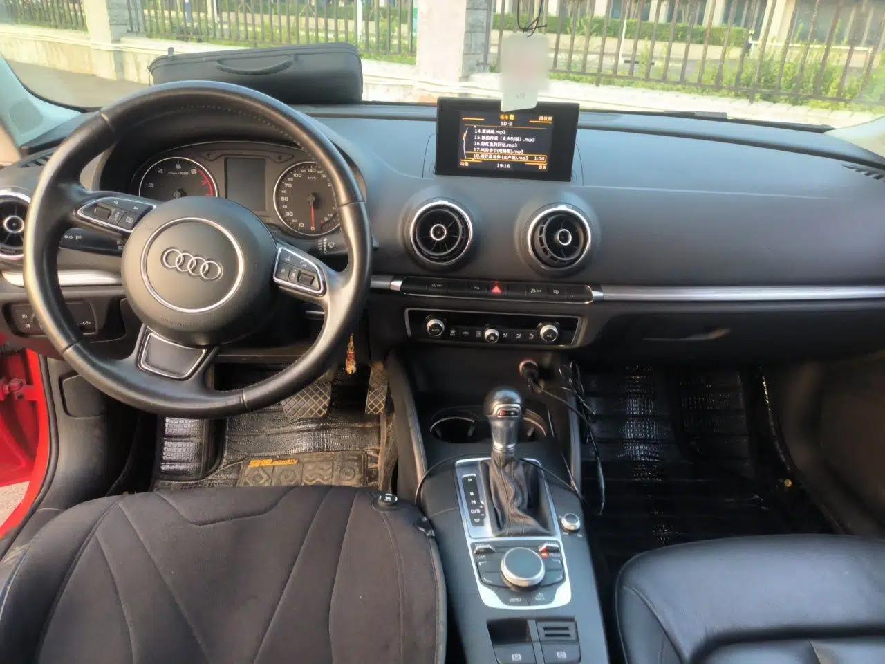 Audi A3 2015 Limousine 35 TFSI Millionth Anniversary Comfort Model — миниатюра 9