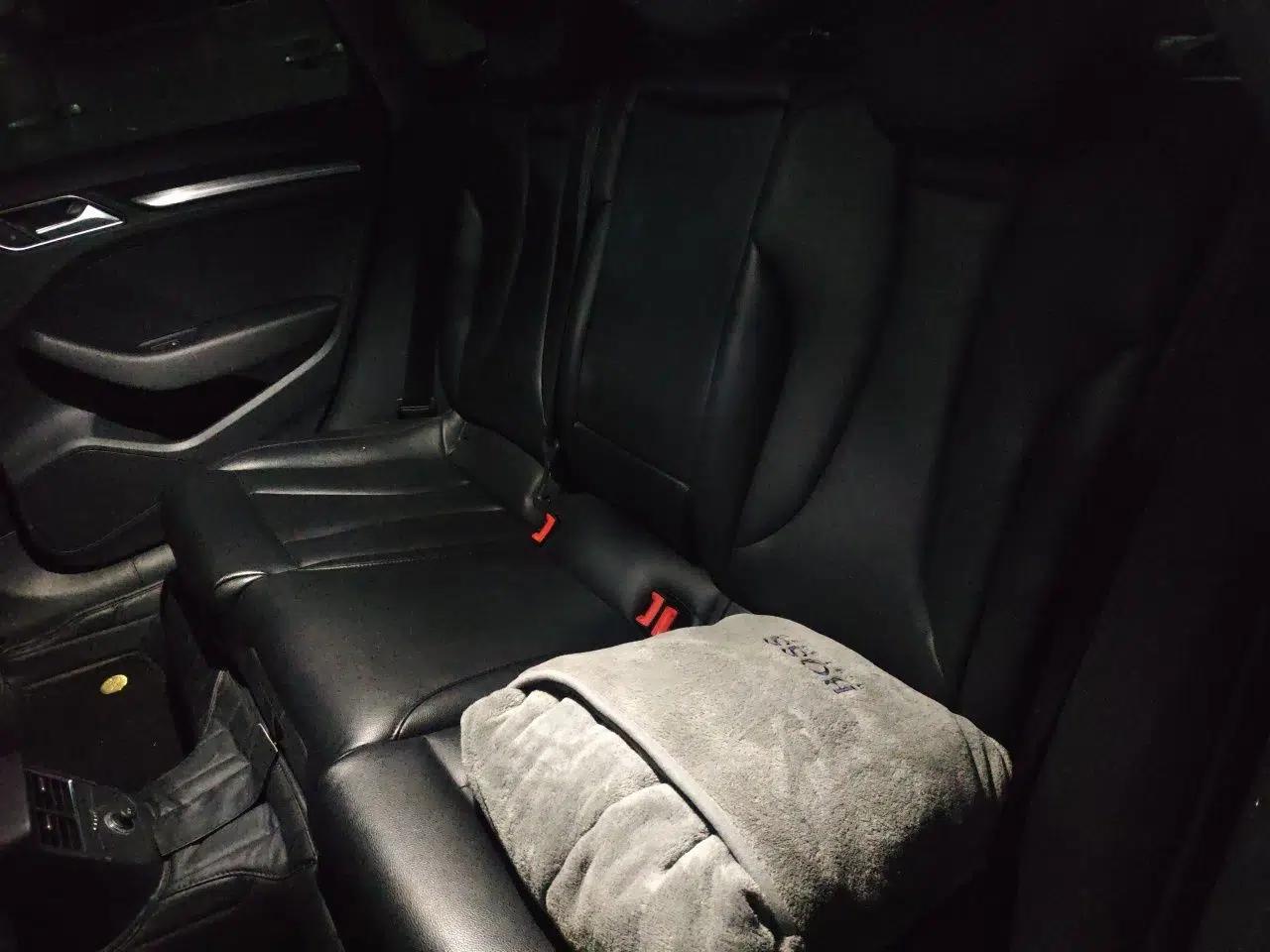 Audi A3 2018 30th Anniversary Edition Limousine 35 TFSI Sport Model — миниатюра 20
