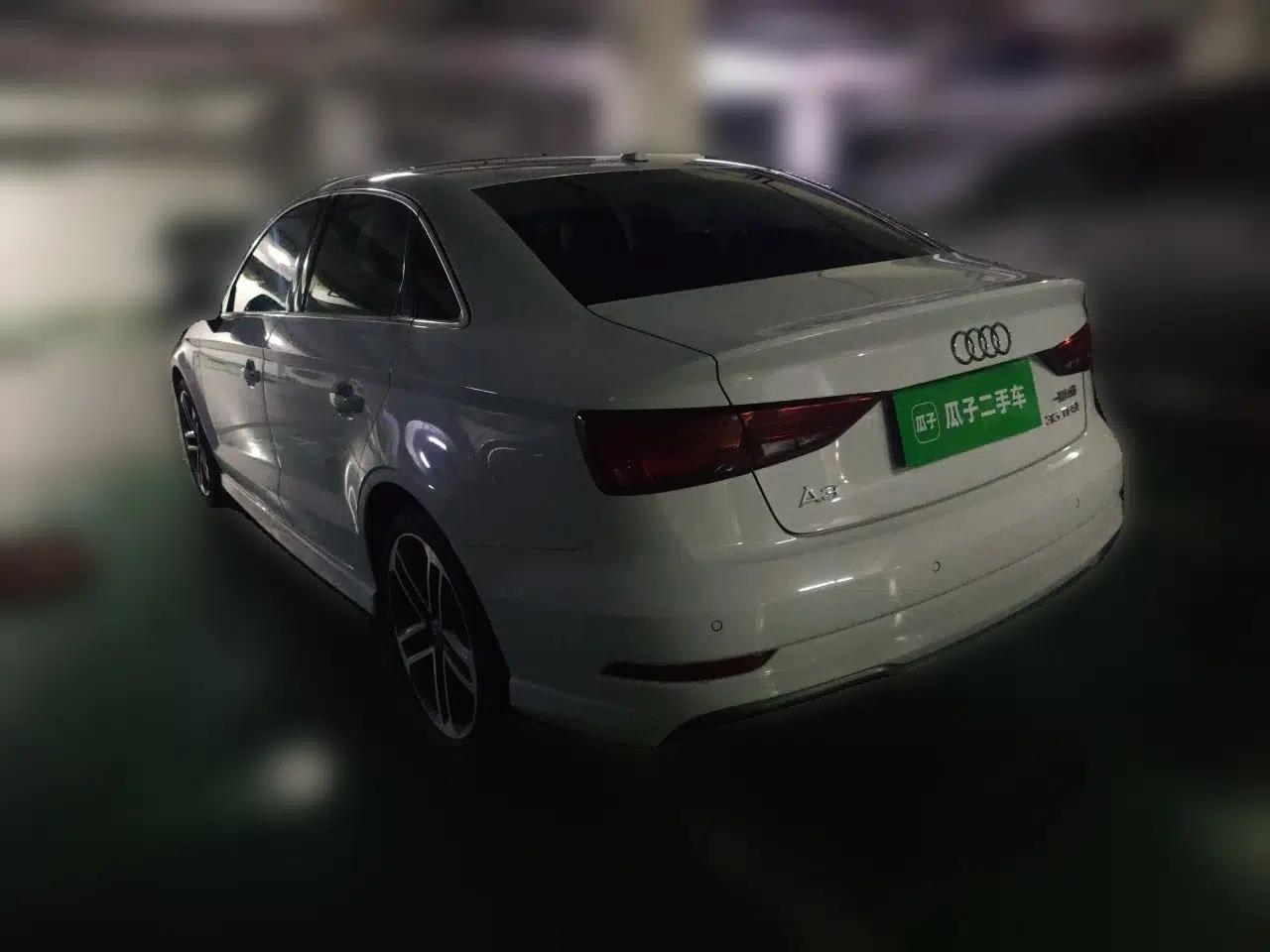 Audi A3 2018 30th Anniversary Edition Limousine 35 TFSI Sport Model — миниатюра 4