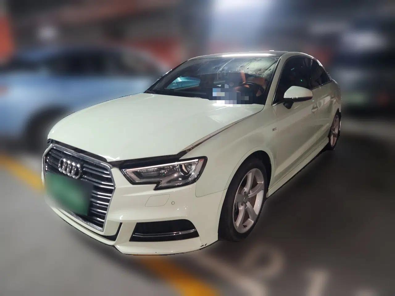 Audi A3 2017 Limousine 35 TFSI Fashion Model — миниатюра 1