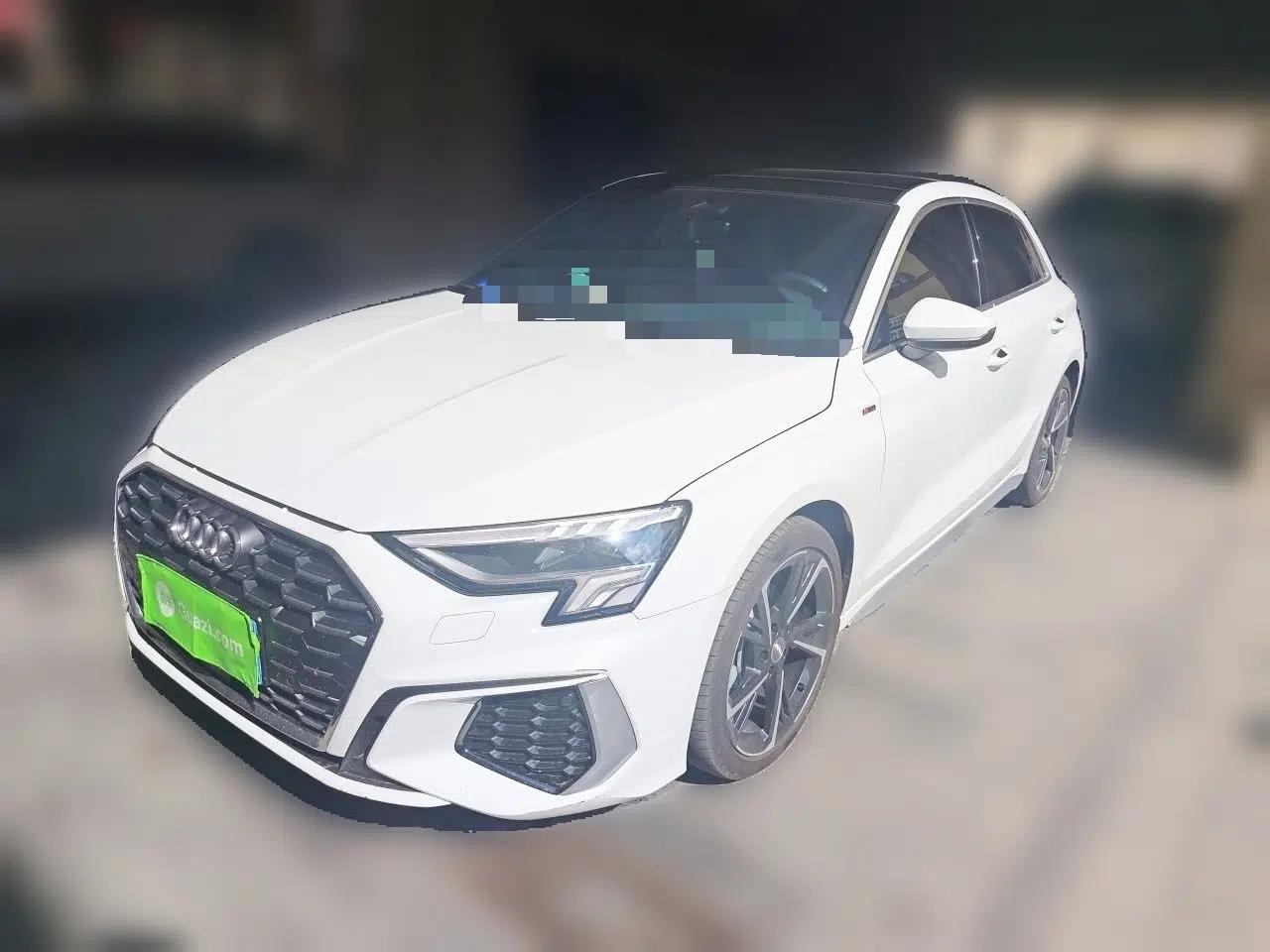 Audi A3 2021 Sportback 35 TFSI Fashionable Sports Model — миниатюра 1