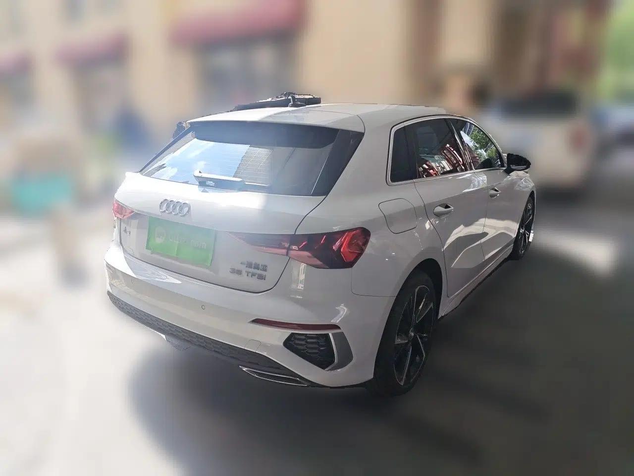 Audi A3 2021 Sportback 35 TFSI Fashionable Sports Model — миниатюра 6