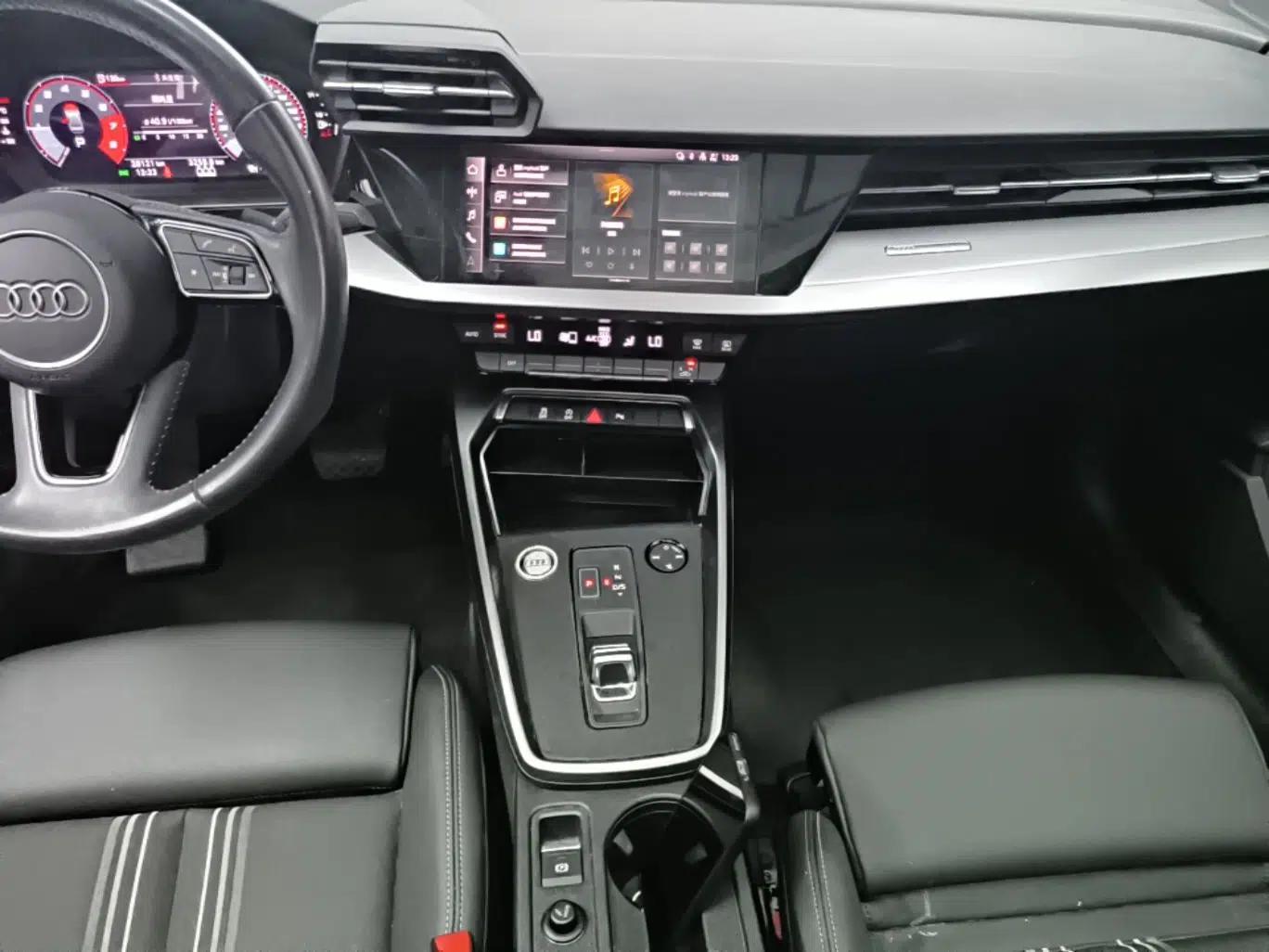 Audi A3 2022 A3L Limousine 35 TFSI Fashion Sport Model — миниатюра 15