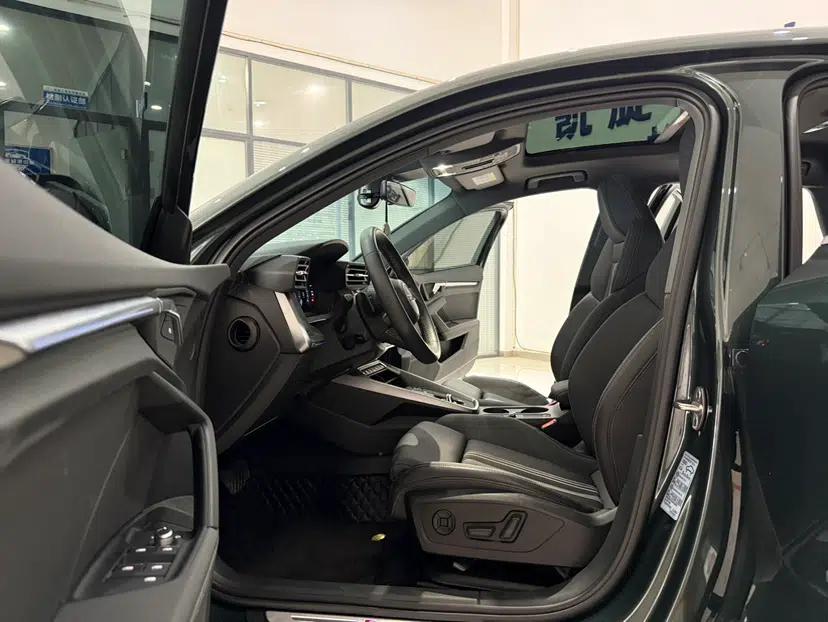 Audi A3 2024 Sportback 35 TFSI Fashionable Sports Model — миниатюра 13