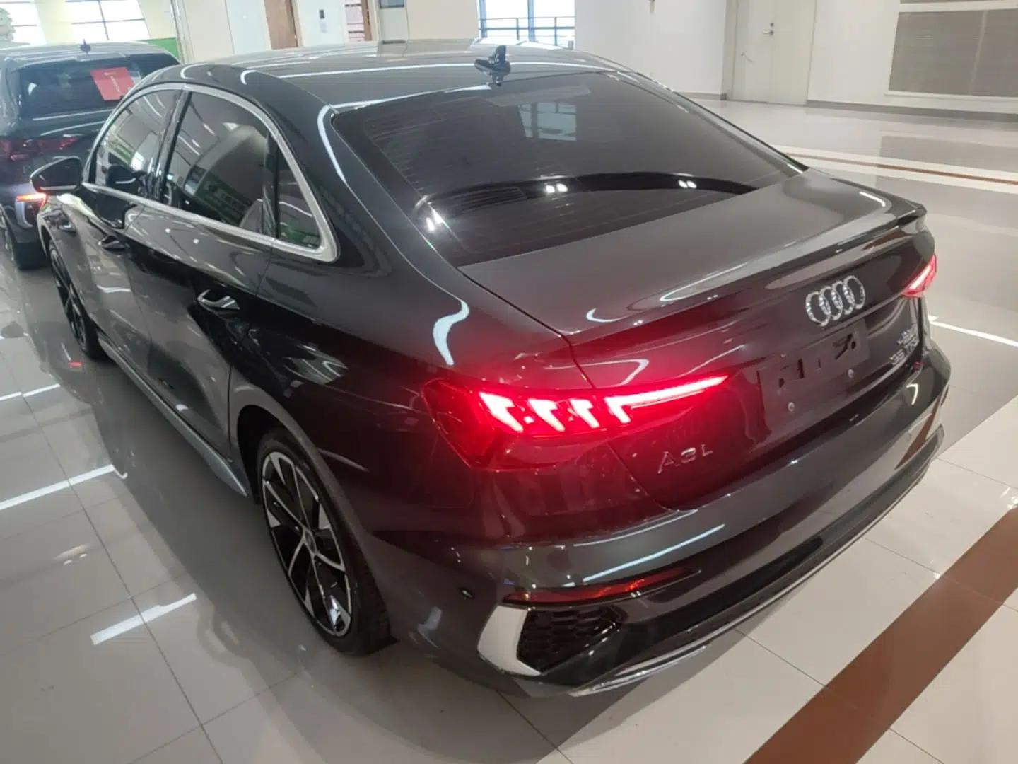 Audi A3 2023 A3L Limousine 35 TFSI Fashion Sport Model — миниатюра 4