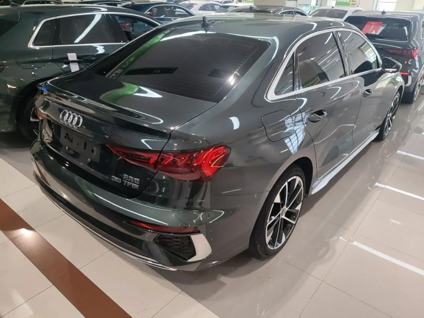 Audi A3 2023 A3L Limousine 35 TFSI Fashion Sport Model — миниатюра 6