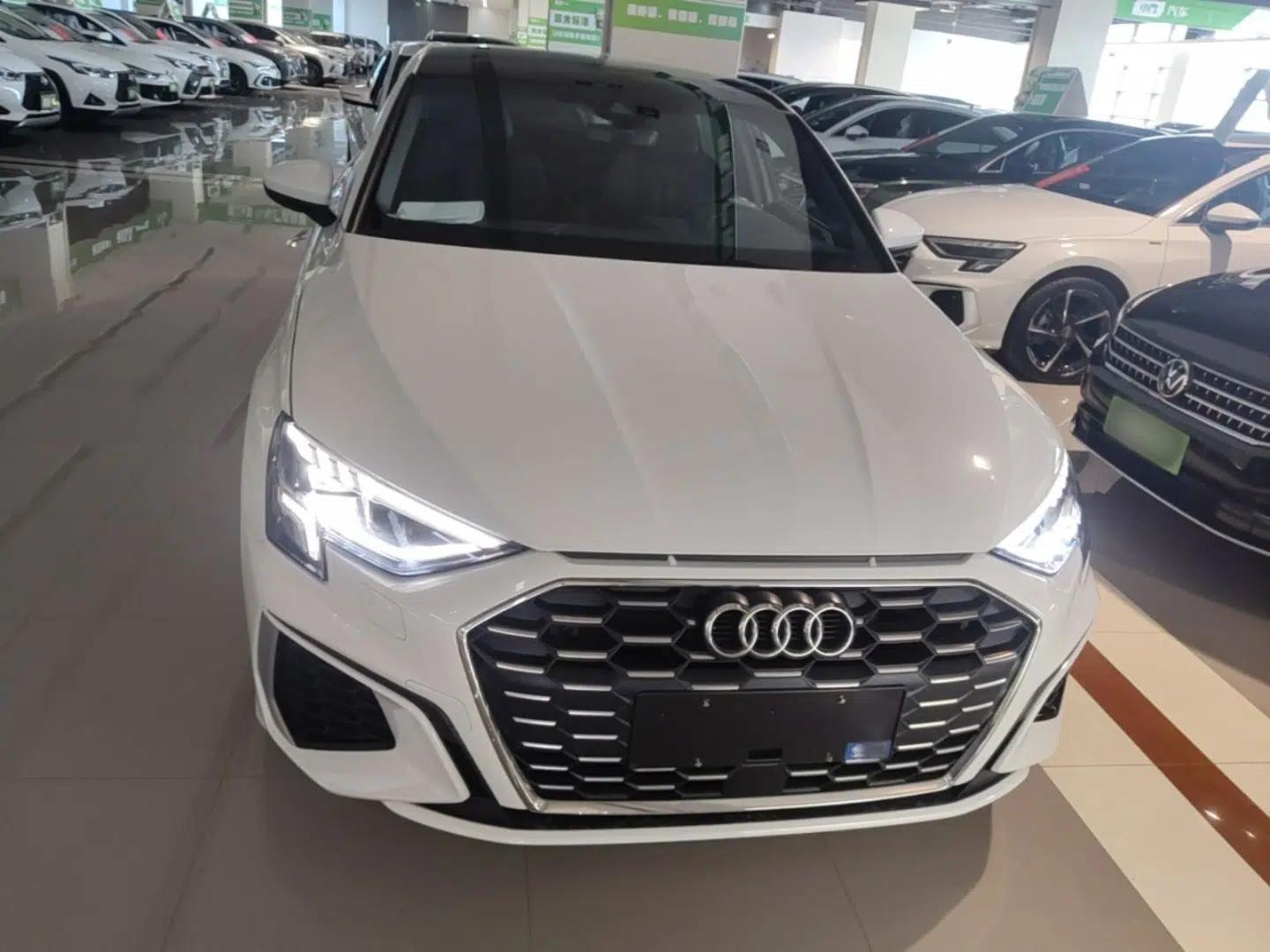 Audi A3 2023 A3L Limousine 35 TFSI Fashion Sport Model — миниатюра 2
