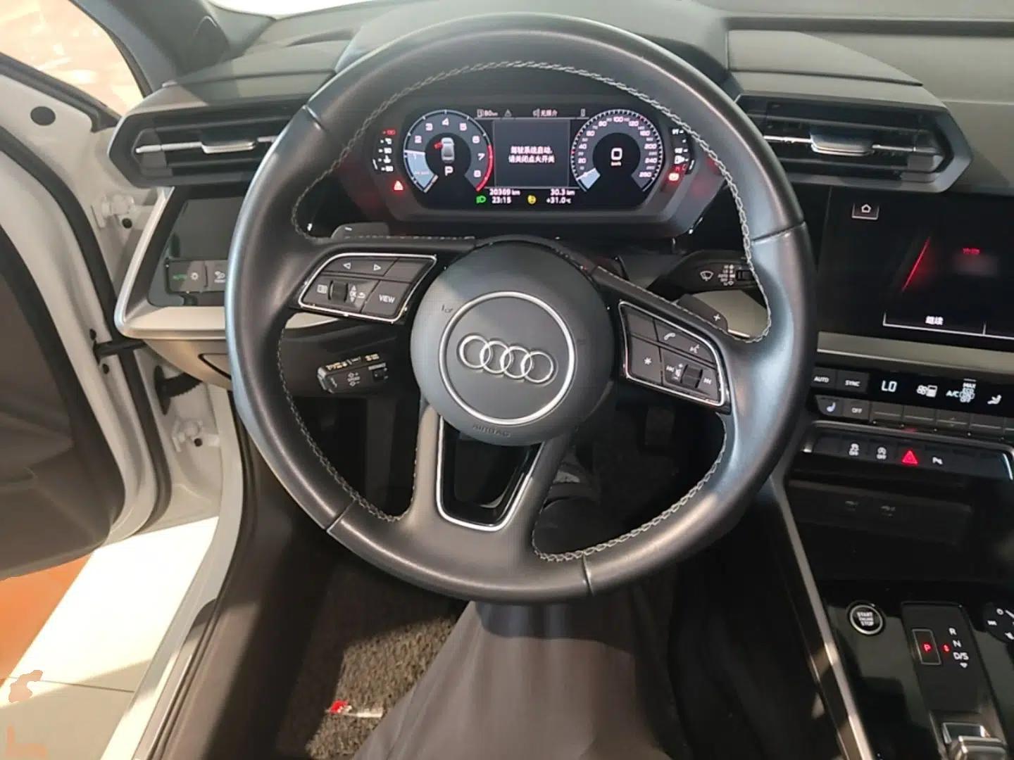 Audi A3 2023 A3L Limousine 35 TFSI Fashion Sport Model — миниатюра 13