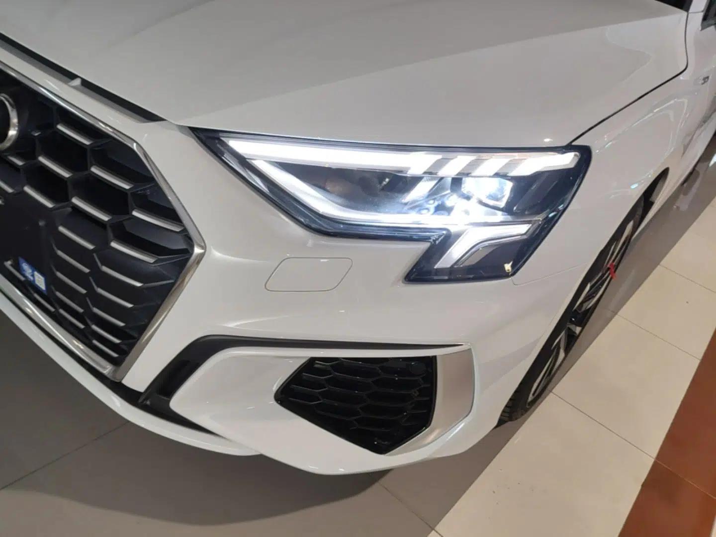 Audi A3 2023 A3L Limousine 35 TFSI Fashion Sport Model — миниатюра 8