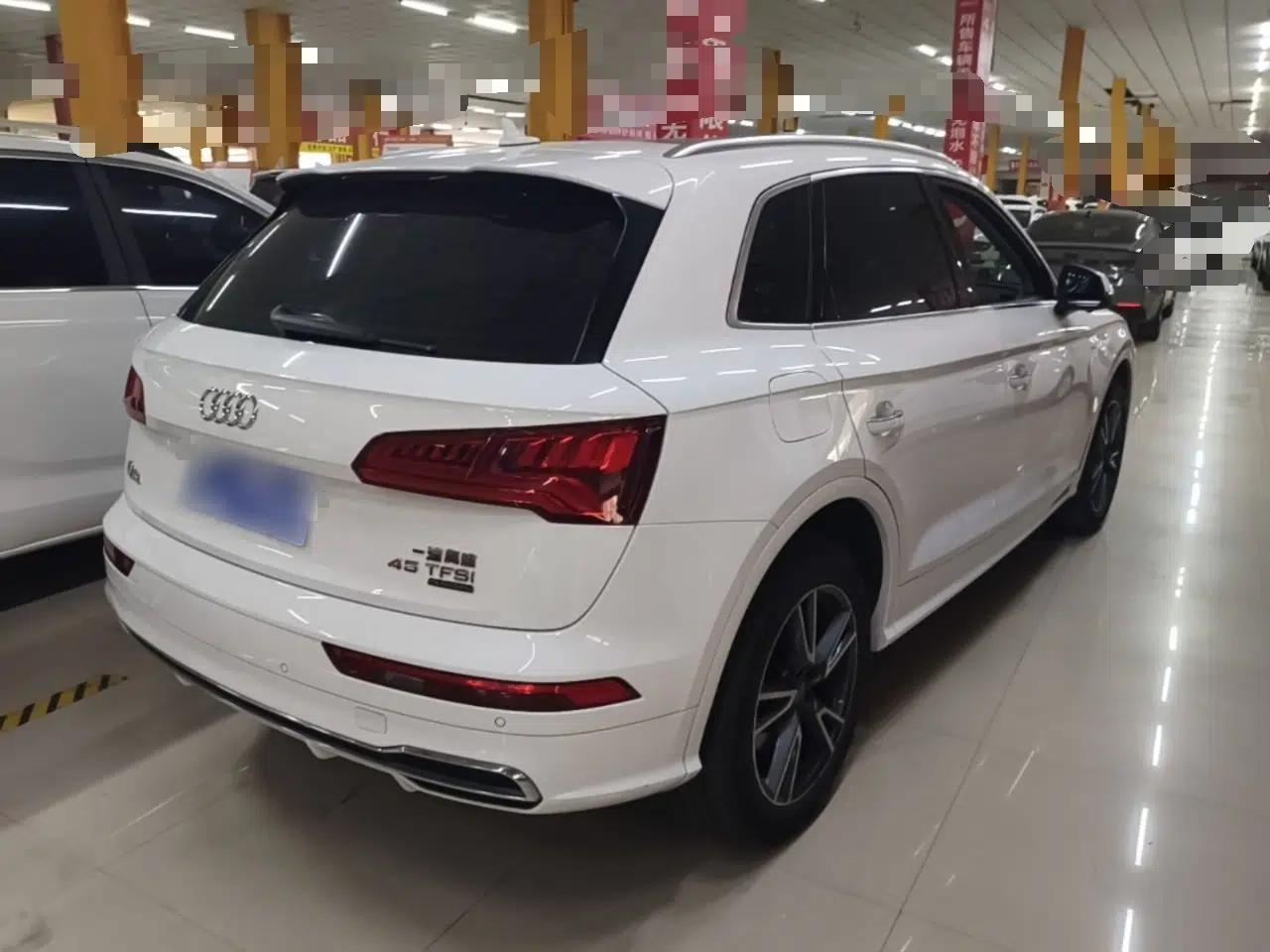 Audi Q5L 2018 45 TFSI Prestige Fashion Edition China V Emission Standard — миниатюра 6