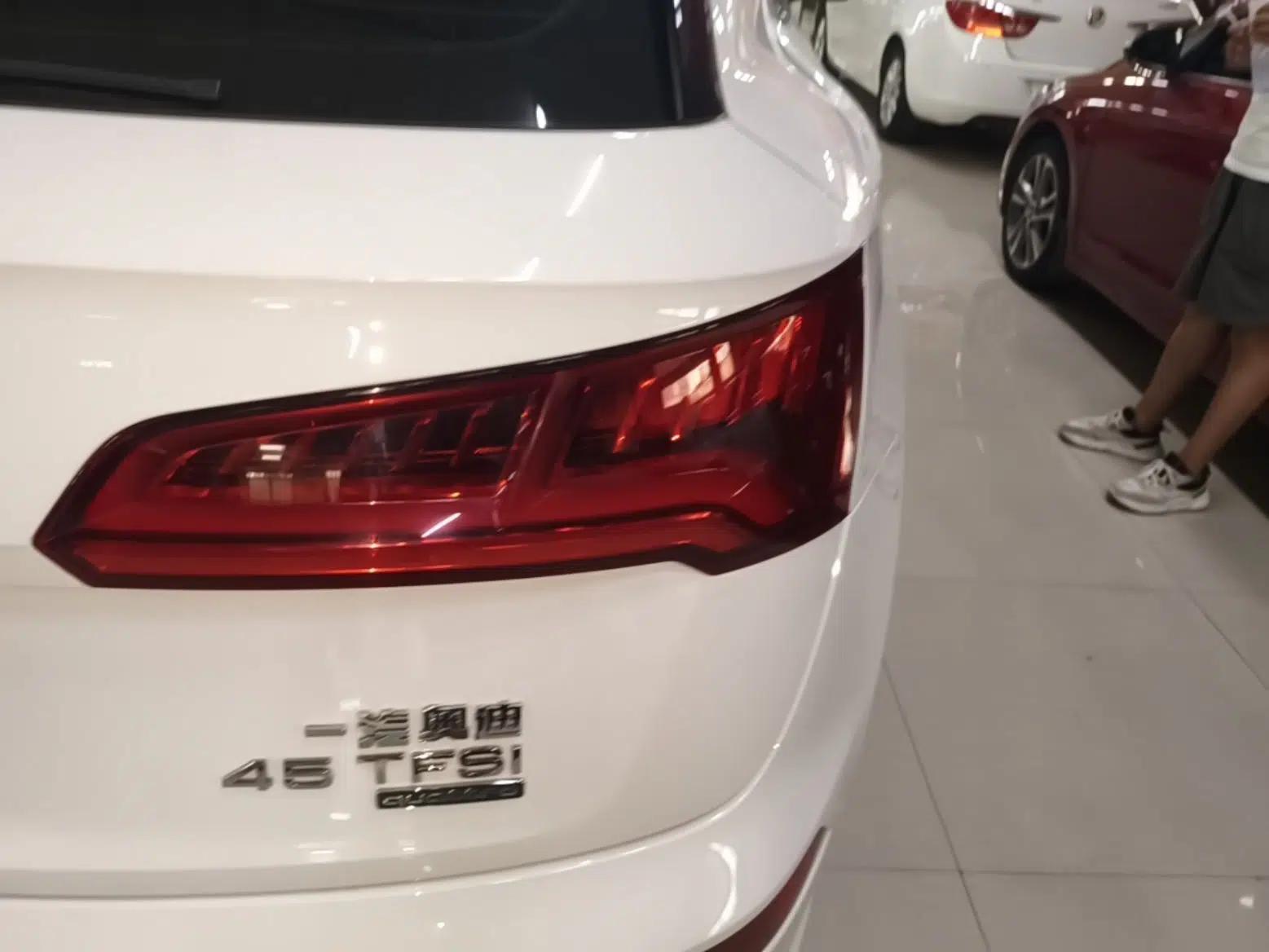 Audi Q5L 2018 45 TFSI Prestige Fashion Edition China V Emission Standard — миниатюра 9