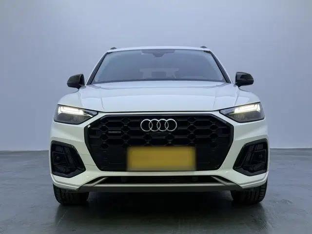 Audi Q5L 2022 Updated 40T Luxury Dynamic Edition — миниатюра 2