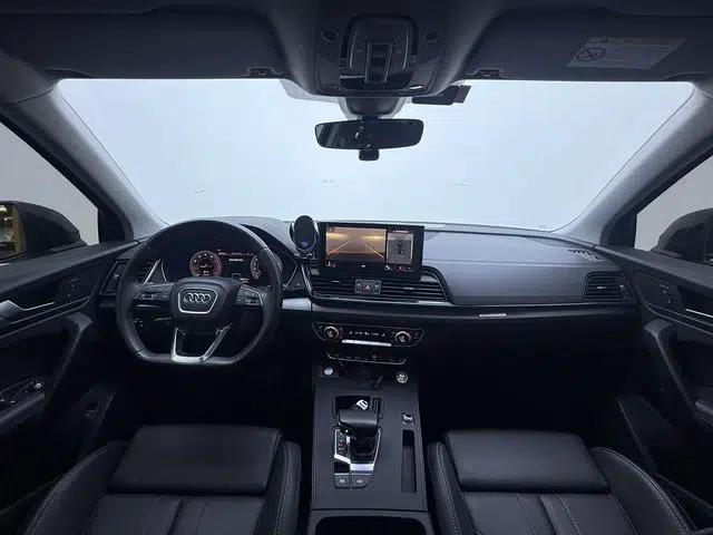Audi Q5L 2022 Updated 40T Luxury Dynamic Edition — миниатюра 13