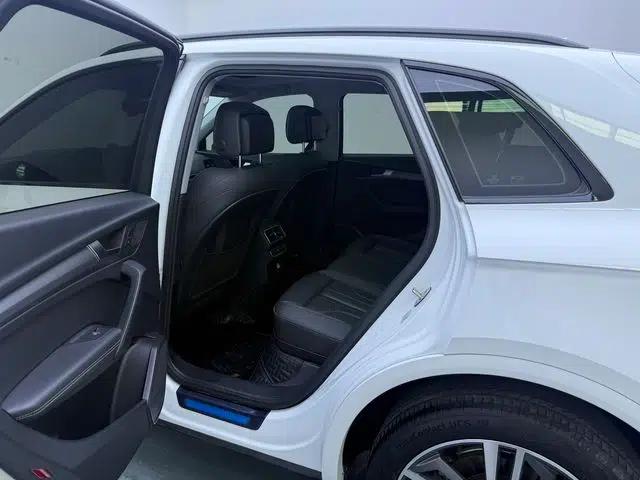 Audi Q5L 2022 Updated 40T Luxury Dynamic Edition — миниатюра 16