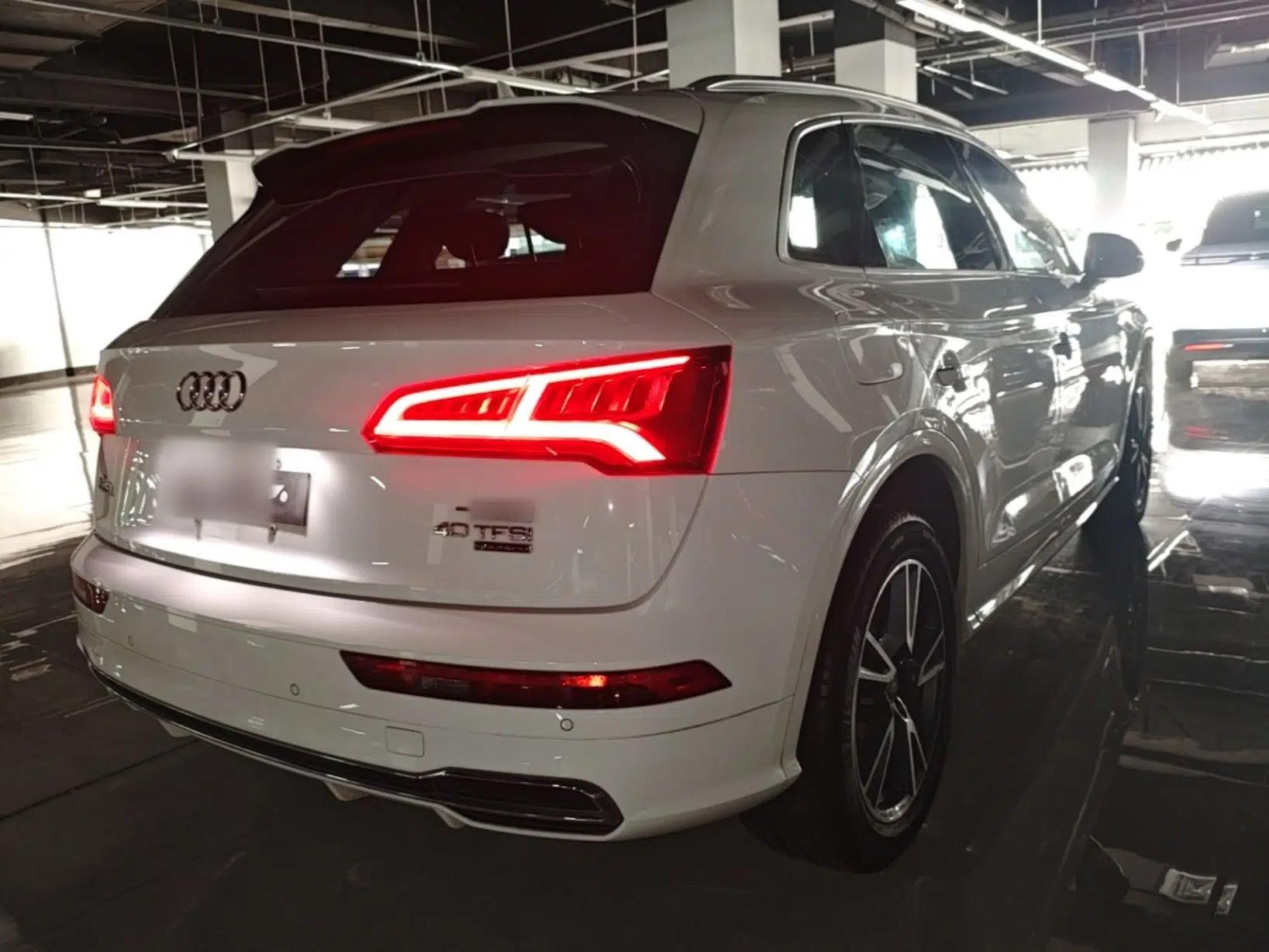 Audi Q5L 2020 Updated 40 TFSI Prestige Fashion Edition — миниатюра 6