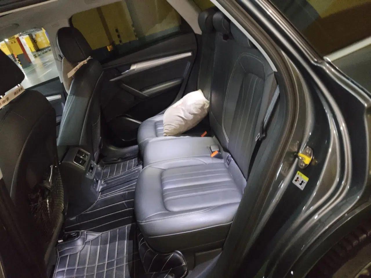 Audi Q5L 2020 45 TFSI Prestige Fashion Model — миниатюра 17