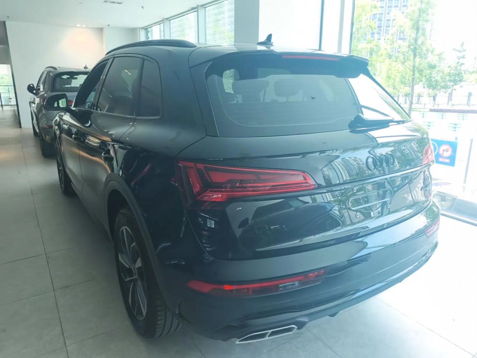 Audi Q5L 2023 40T Luxury Dynamic Model — миниатюра 4