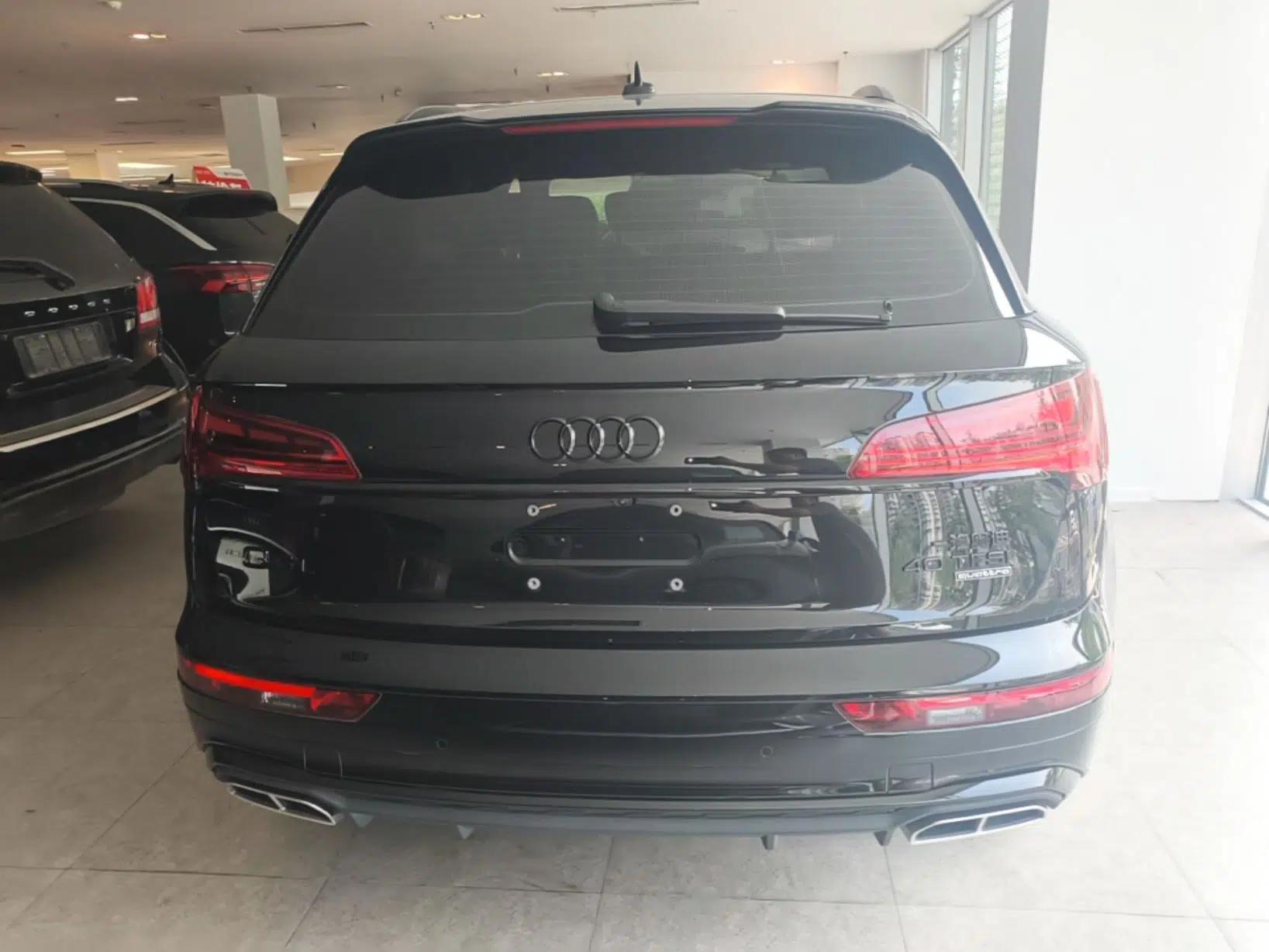 Audi Q5L 2023 40T Luxury Dynamic Model — миниатюра 5