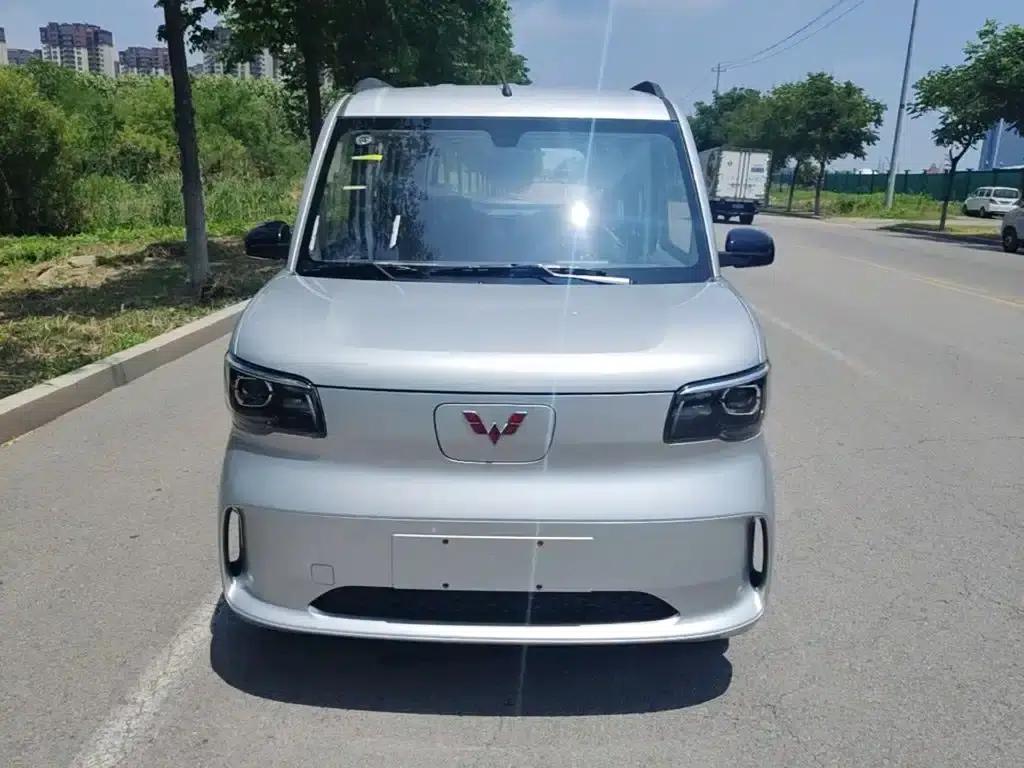 Wuling Sunshine New Energy 2025 Model 201km Standard Edition — миниатюра 3