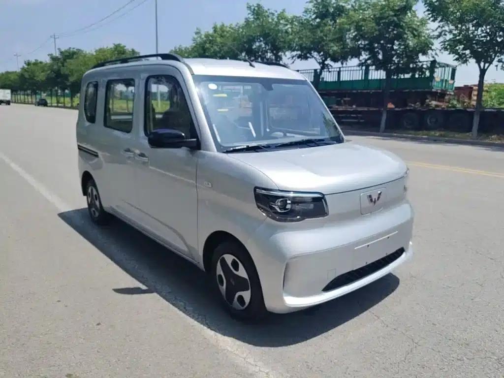 Wuling Sunshine New Energy 2025 Model 201km Standard Edition — миниатюра 4
