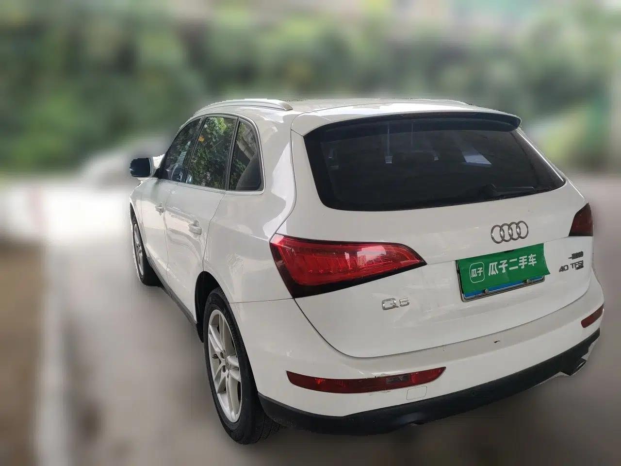 Audi Q5 2015 40 TFSI Comfort Model — миниатюра 4
