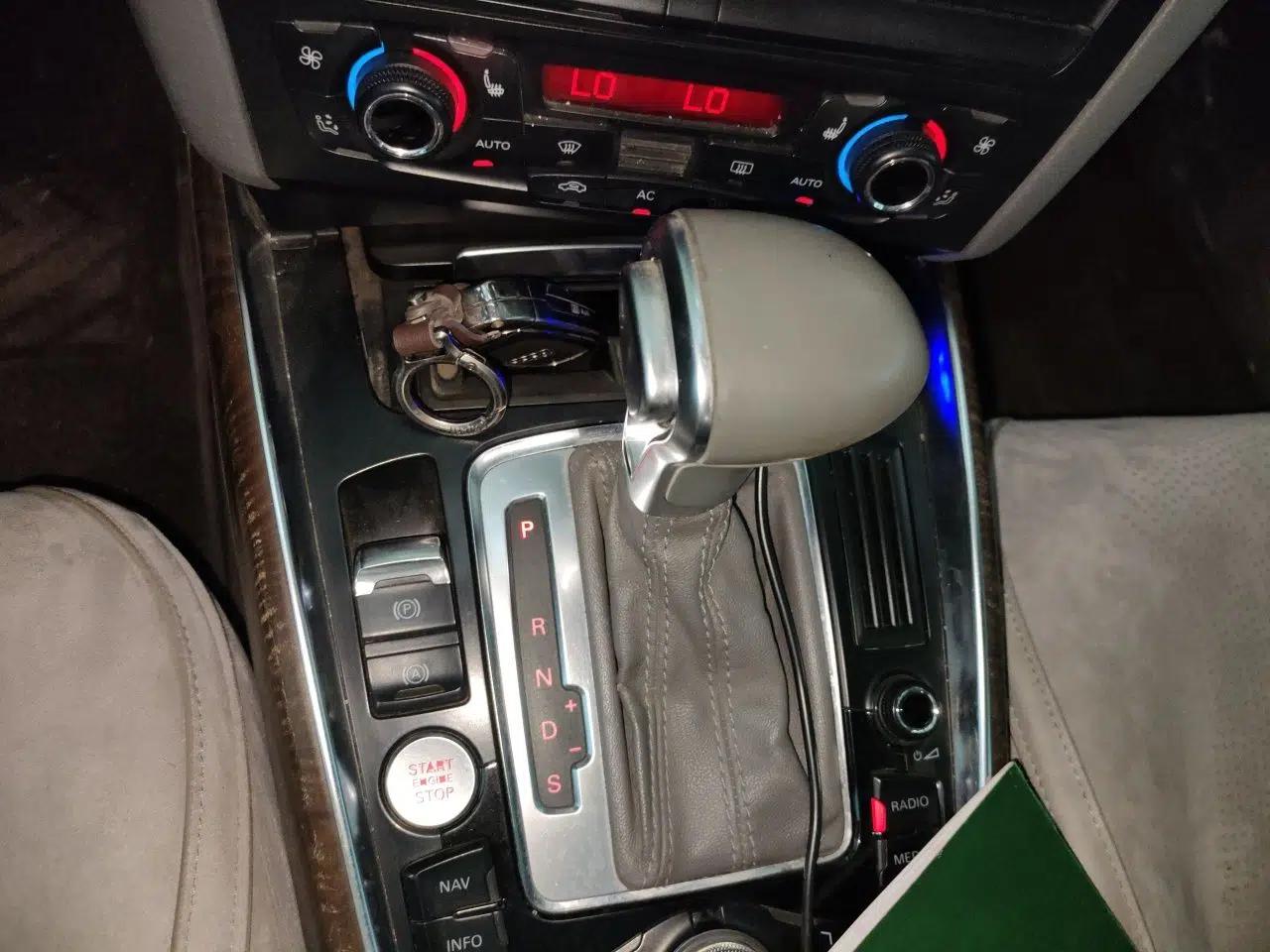 Audi Q5 2010 3.2 FSI Sport Edition — миниатюра 14