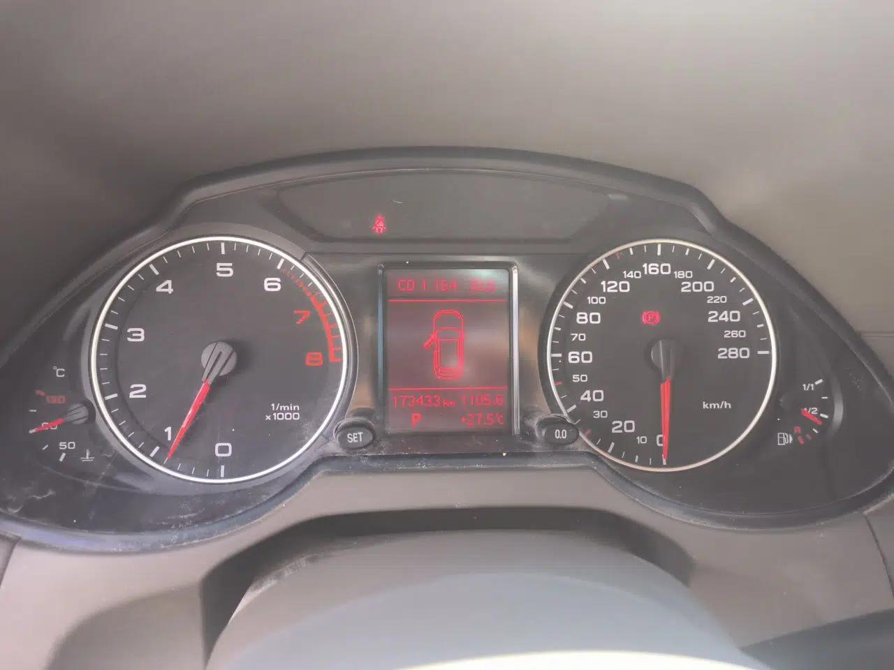 Audi Q5 2012 2.0TFSI Technology Model — миниатюра 11