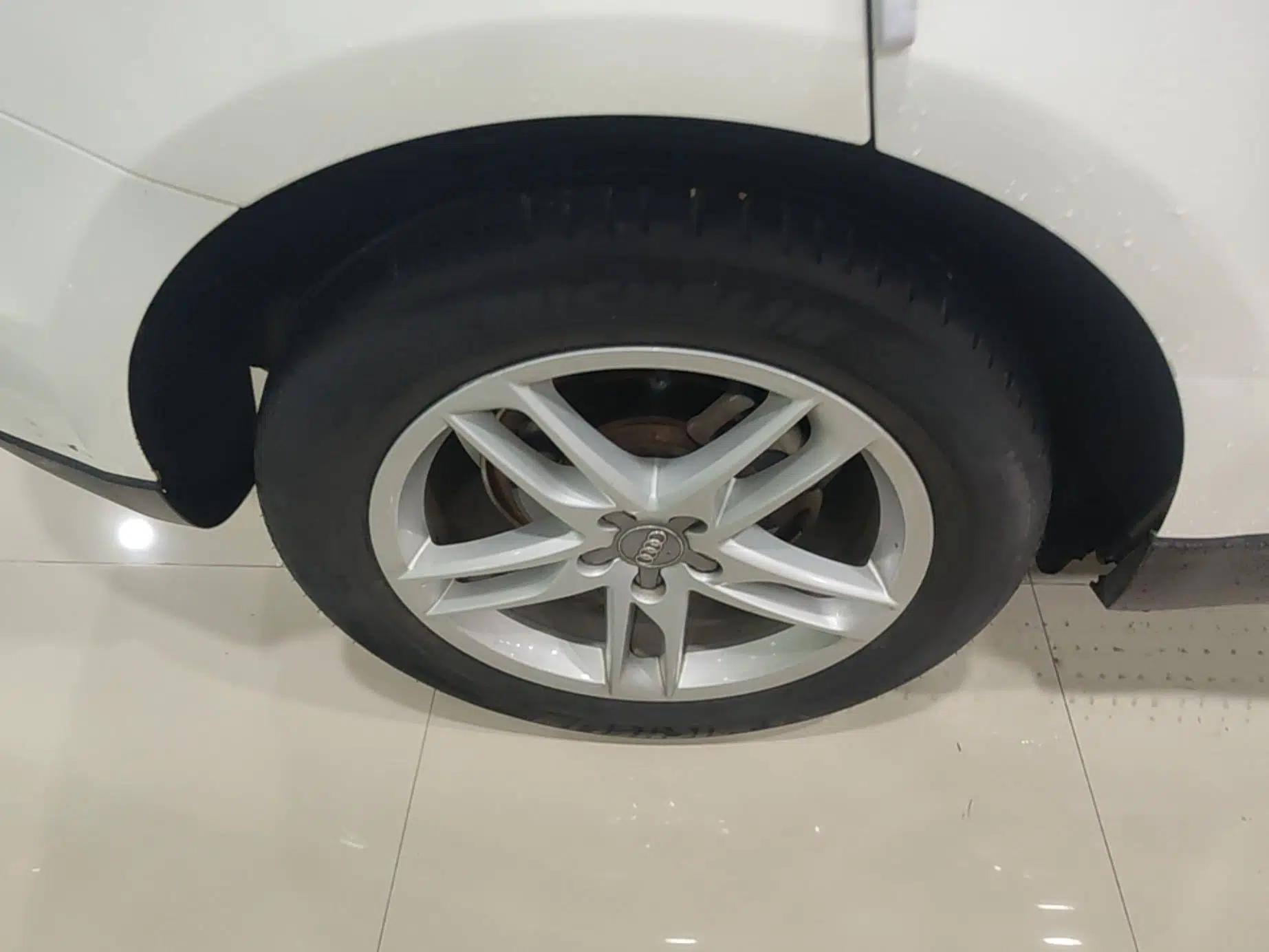 Audi Q5 2016 40 TFSI Comfort Model — миниатюра 11
