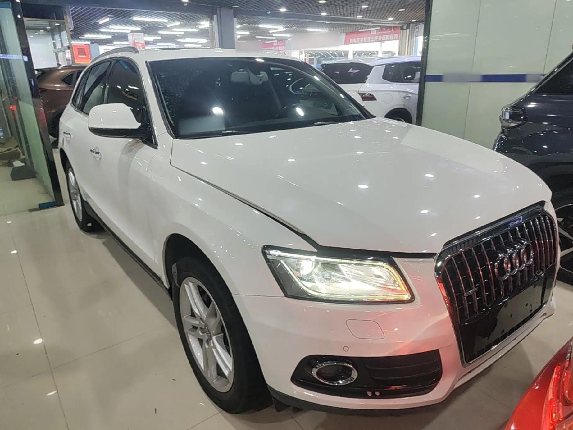 Audi Q5 2016 40 TFSI Comfort Model — миниатюра 3