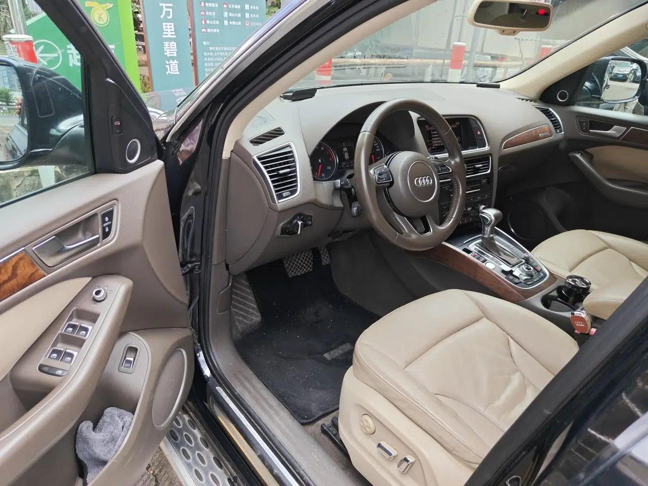 Audi Q5 2015 40 TFSI Comfort Model — миниатюра 16