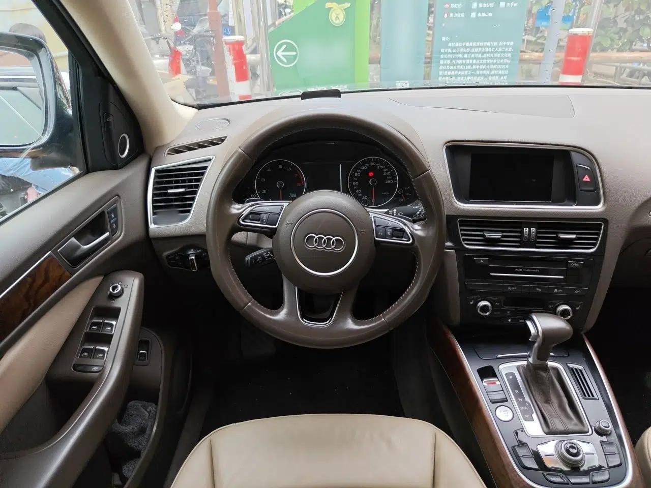 Audi Q5 2015 40 TFSI Comfort Model — миниатюра 10